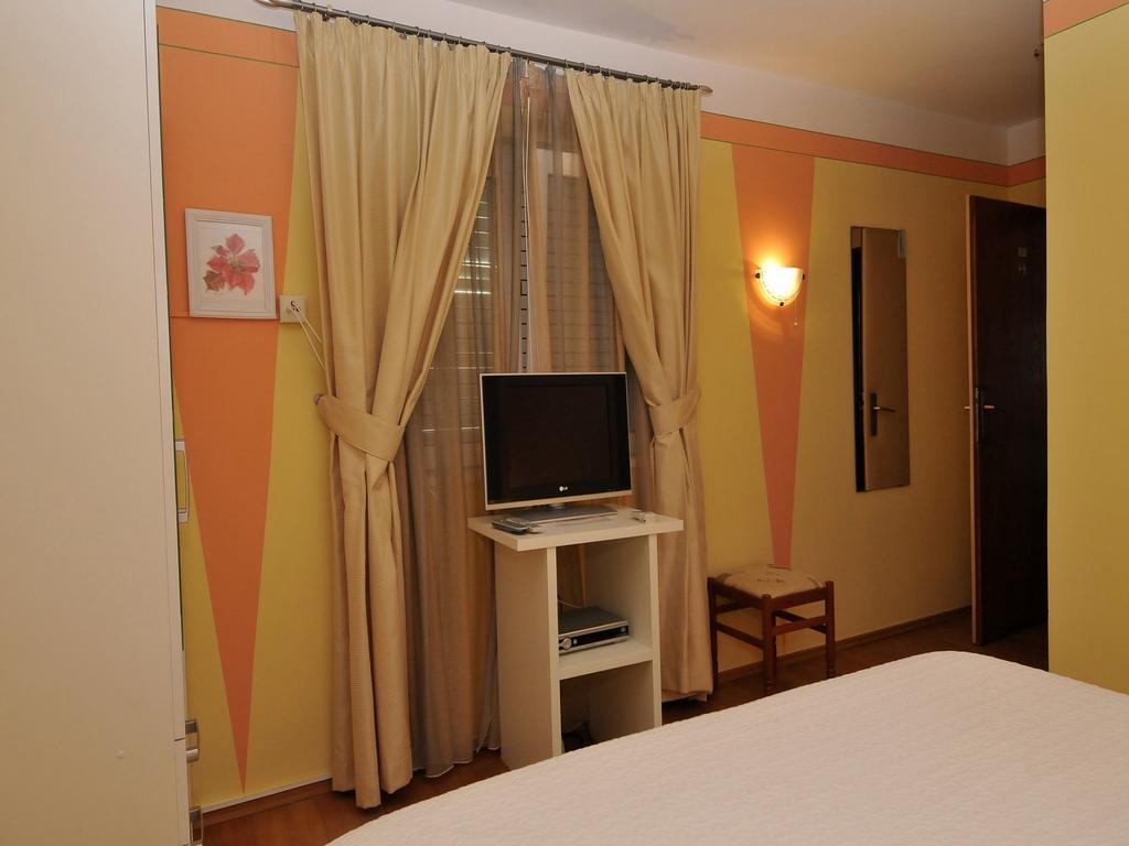 Hotel Haus Am Meer Cavtat Oda fotoğraf