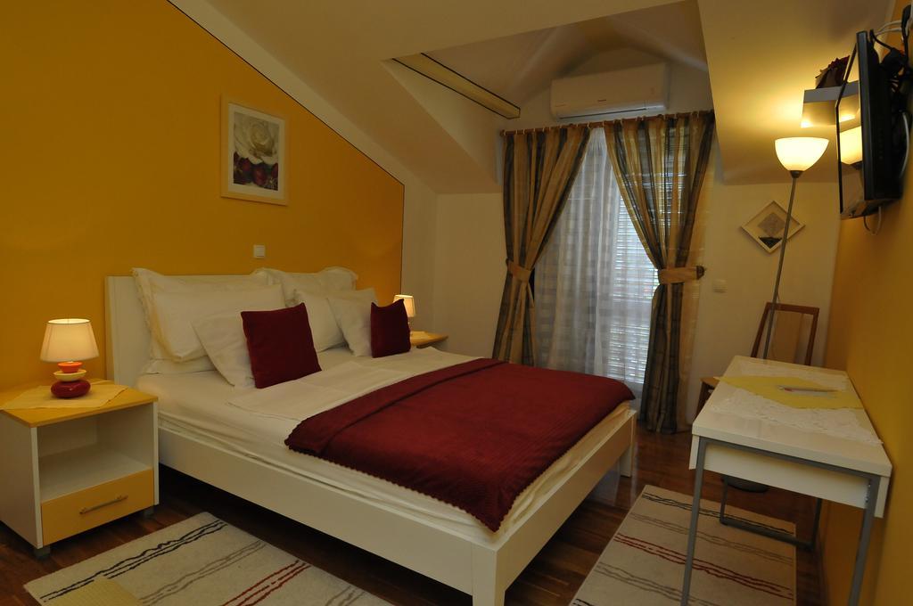 Hotel Haus Am Meer Cavtat Oda fotoğraf